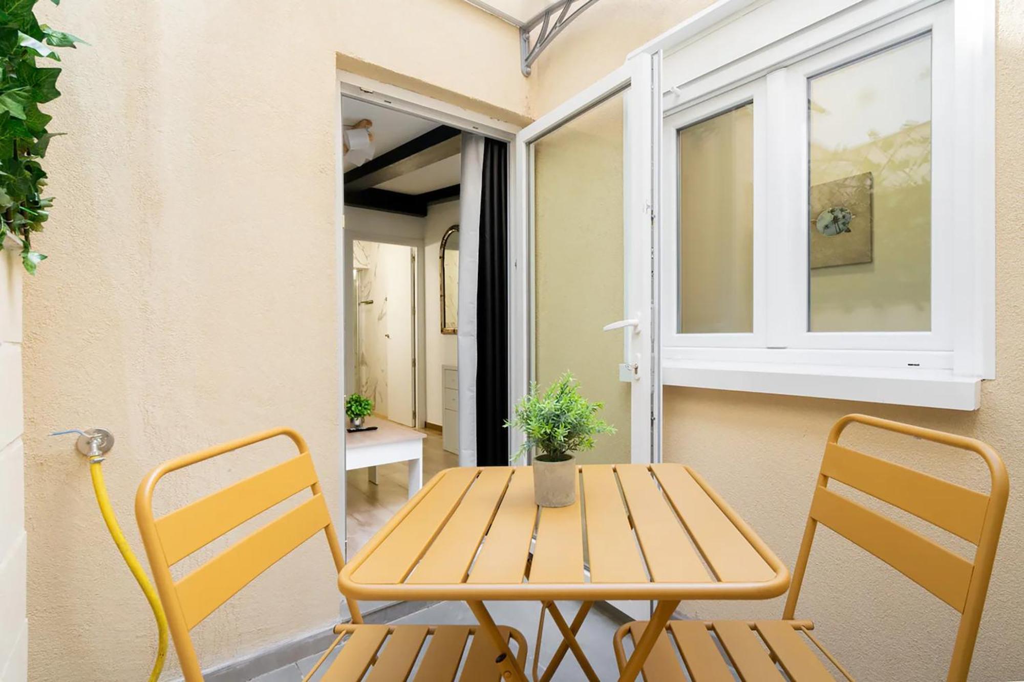Charming San Isidro Apartment Madrid Exterior photo